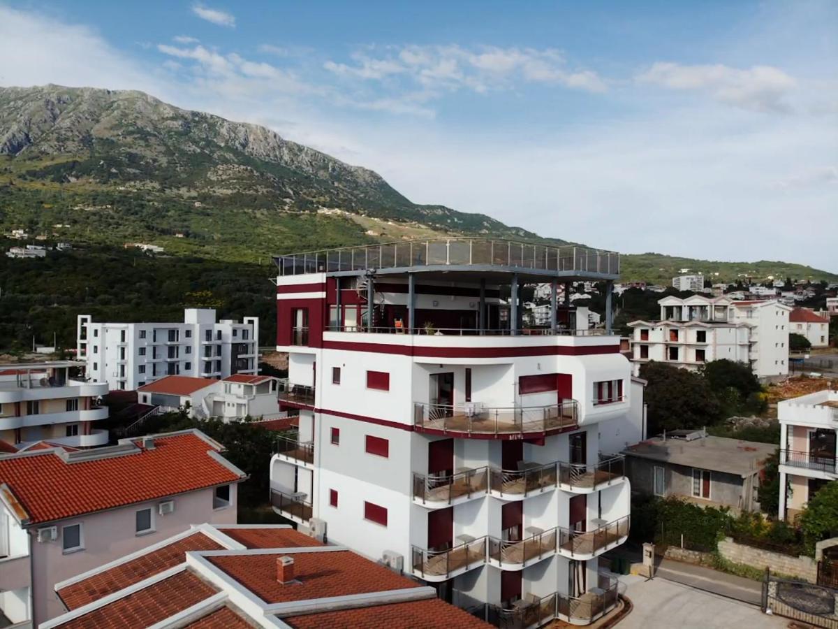Compass Aparthotel Dobrá Voda Exterior foto