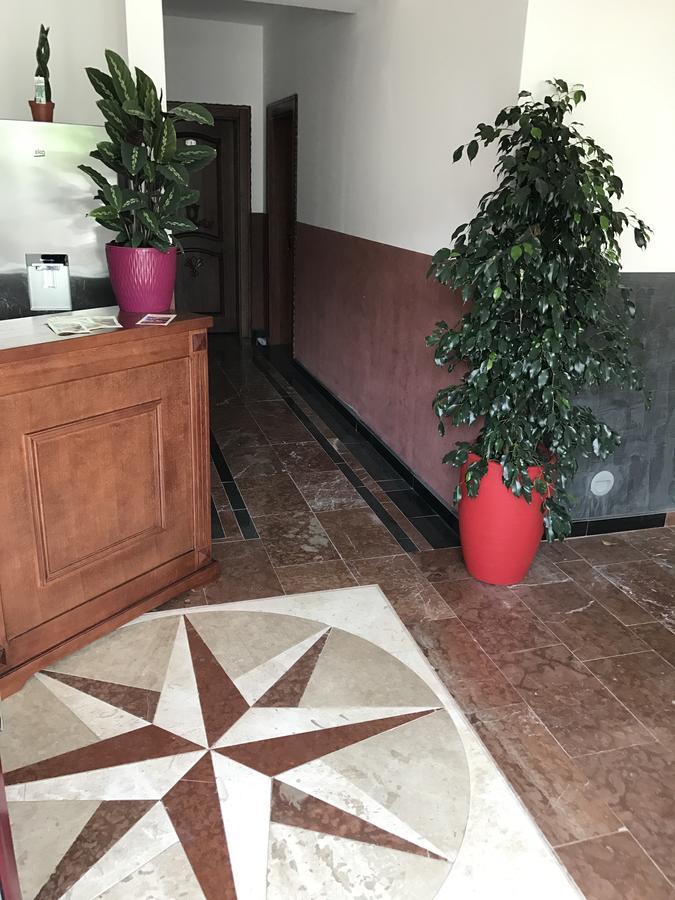 Compass Aparthotel Dobrá Voda Exterior foto